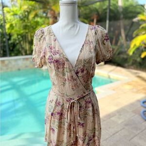American Eagle Outfitters Floral Dress in Cream and Purple